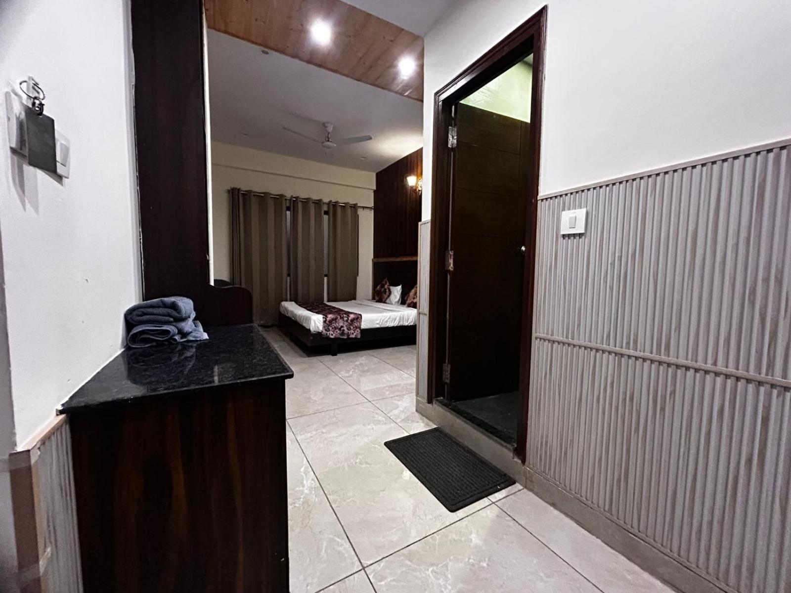 Bhāgalpur Hangout Inn מראה חיצוני תמונה